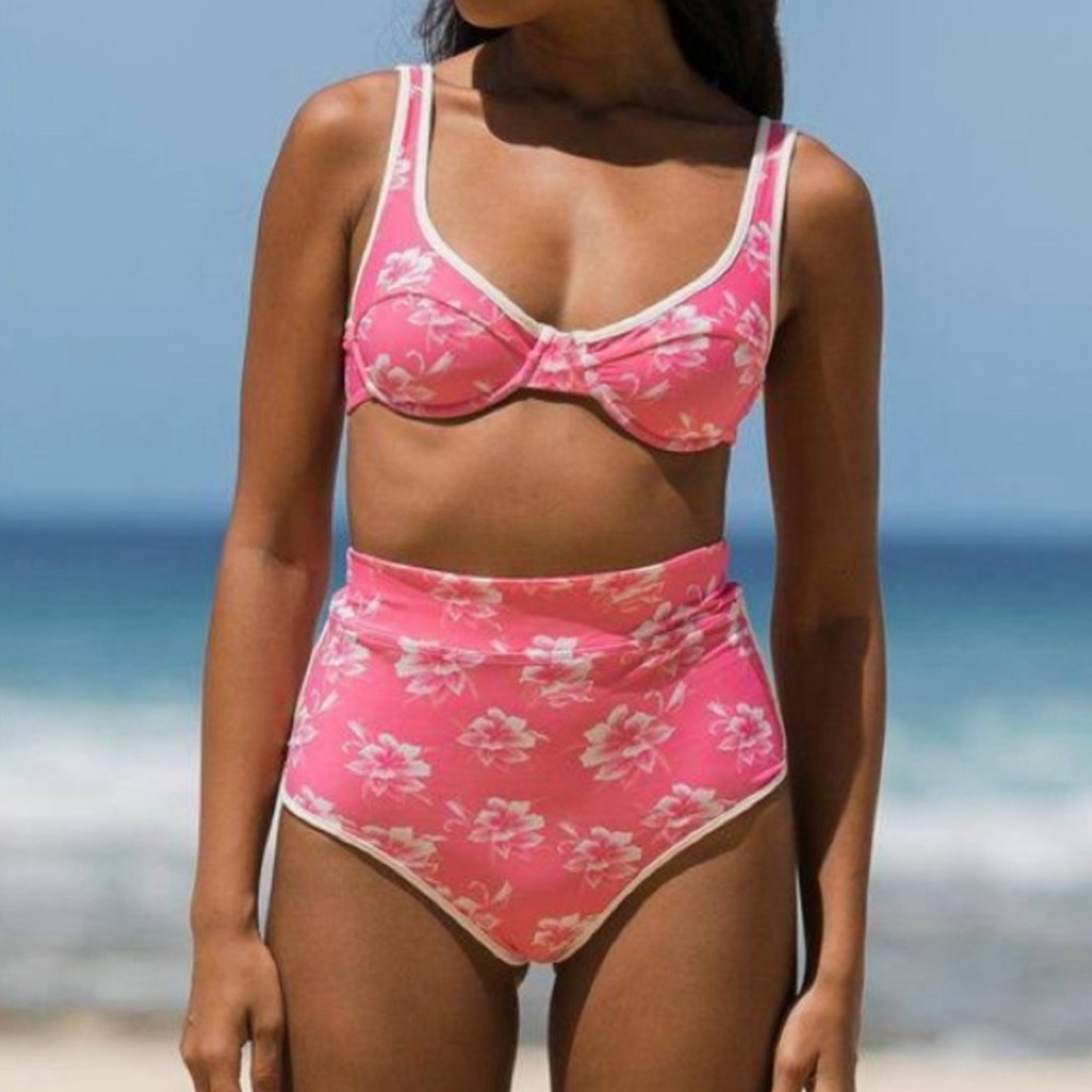 Acacia Neon Vintage Ruby top and Olive bottom